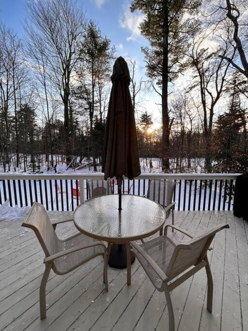 Luxury 4 Bedroom House In Pocono Mountains In Golf Course Near Lake Tobyhanna Exterior photo