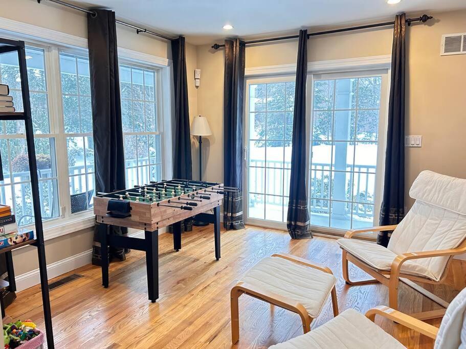 Luxury 4 Bedroom House In Pocono Mountains In Golf Course Near Lake Tobyhanna Exterior photo