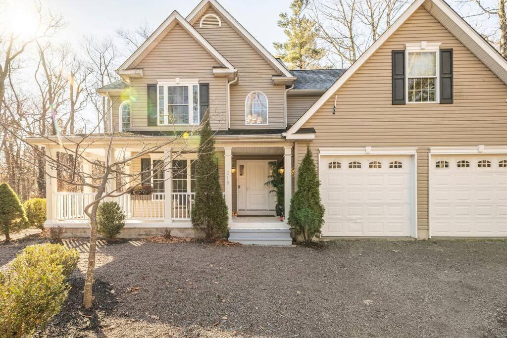 Luxury 4 Bedroom House In Pocono Mountains In Golf Course Near Lake Tobyhanna Exterior photo